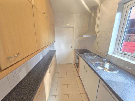 2 bedroom Property to let in Lorne Road, Leicester