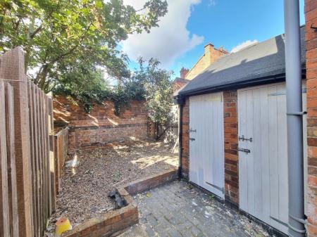 3 bedroom Property to let in Jarrom Street, Leicester