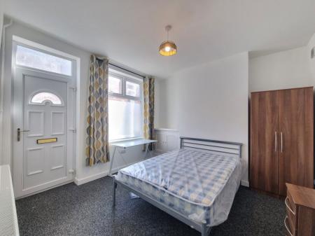 3 bedroom Property to let in Jarrom Street, Leicester