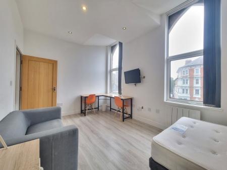 0 bedroom Studio flat to let in London Road, Leicester