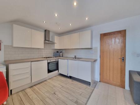 2 bedroom Property to let in London Road, Leicester