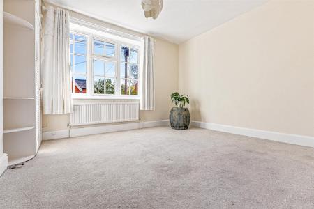 2 bedroom Terraced House for sale in Knighton Church Road, South Knighton, Leicester