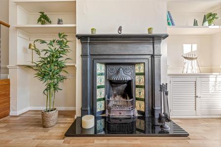 2 bedroom Terraced House for sale in Knighton Church Road, South Knighton, Leicester