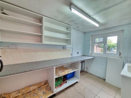 3 bedroom Property to let in Main Street, Leicester