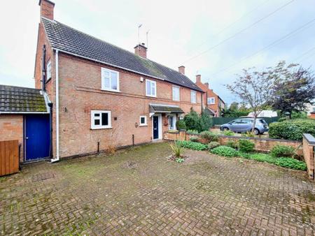 3 bedroom Property to let in Main Street, Leicester