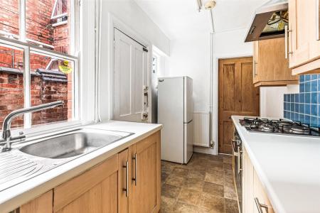 2 bedroom Terraced House for sale in Hartopp Road, Clarendon Park, Leicester