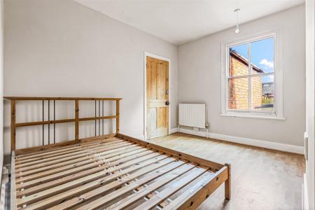 2 bedroom Terraced House for sale in Hartopp Road, Clarendon Park, Leicester