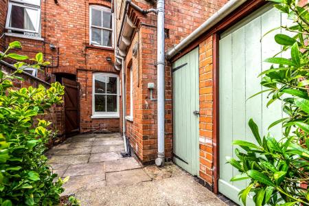 2 bedroom Terraced House for sale in Hartopp Road, Clarendon Park, Leicester