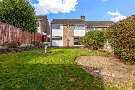 3 bedroom Semi-detached house for sale in Briar Meads, Oadby, Leicester