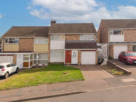 3 bedroom Semi-detached house for sale in Briar Meads, Oadby, Leicester