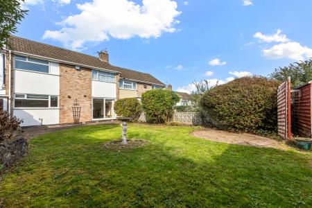 3 bedroom Semi-detached house for sale in Briar Meads, Oadby, Leicester