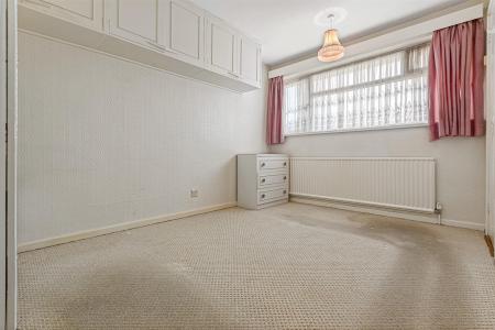 3 bedroom Semi-detached house for sale in Briar Meads, Oadby, Leicester