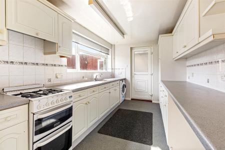 3 bedroom Semi-detached house for sale in Briar Meads, Oadby, Leicester