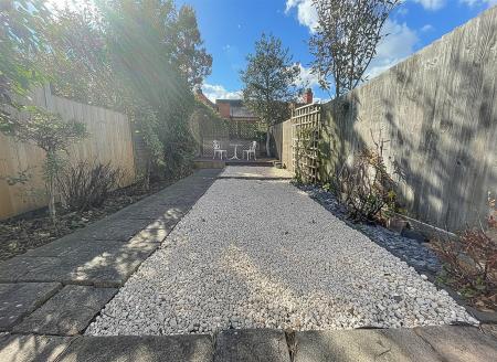 2 bedroom Terraced House for sale in Leopold Road, Clarendon Park, Leicester