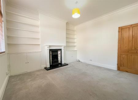 2 bedroom Terraced House for sale in Leopold Road, Clarendon Park, Leicester