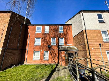 Neston Gardens, Leicester