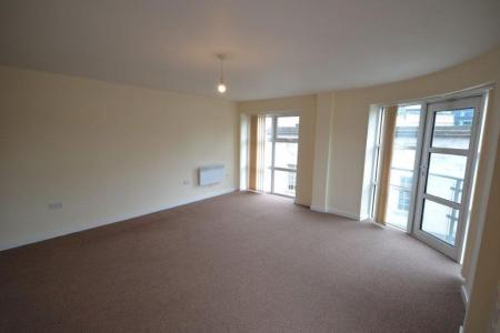 3 bedroom Property to let in Church Street, Leicester