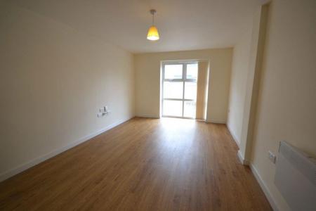 3 bedroom Property to let in Church Street, Leicester