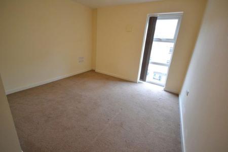 3 bedroom Property to let in Church Street, Leicester