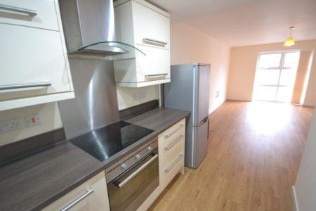 3 bedroom Property to let in Church Street, Leicester