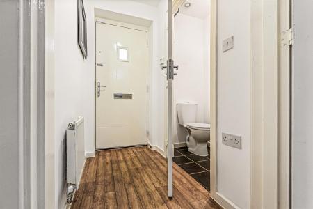 2 bedroom End of terrace house for sale in Watkin Road, Leicester