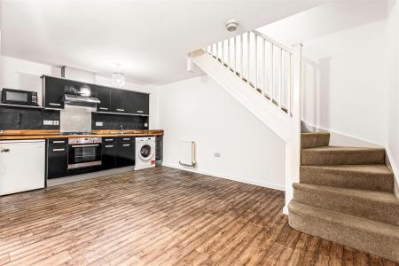 2 bedroom End of terrace house for sale in Watkin Road, Leicester