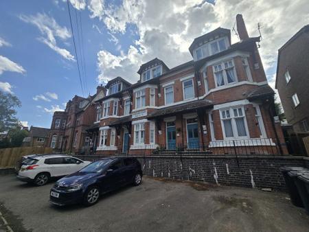 1 bedroom Property to let in Ashleigh Court, Leicester