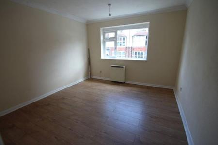 1 bedroom Property to let in Stoneygate Avenue, Stoneygate, Leicester