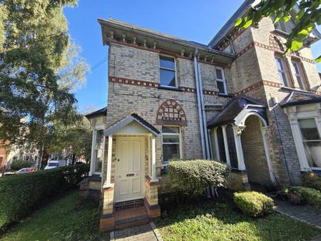 1 bedroom Property to let in Alexandra Road, Leicester