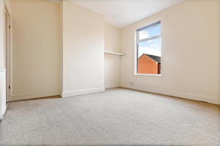2 bedroom Terraced House for sale in Knighton Lane, Leicester