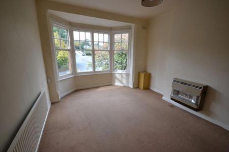 1 bedroom Property to let in Fosse Road South, Leicester