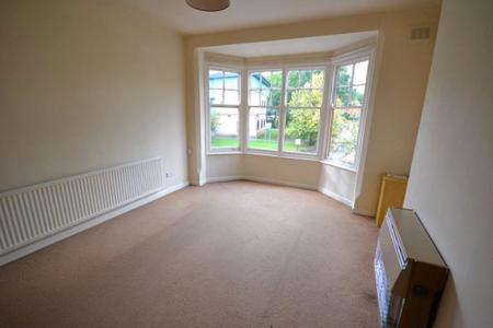 1 bedroom Property to let in Fosse Road South, Leicester