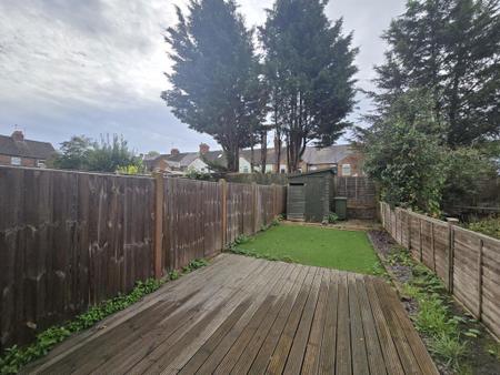 2 bedroom Property to let in Bassett Street, Leicester