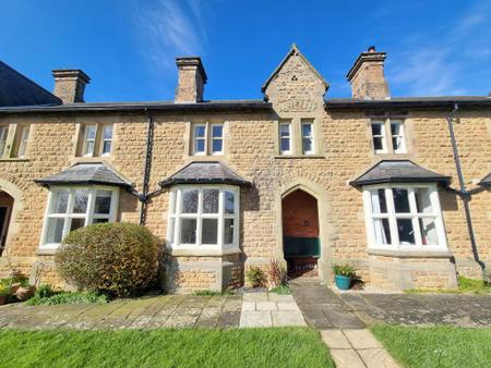 2 bedroom Property to let in Cricks Retreat, Great Glen, Leicestershire