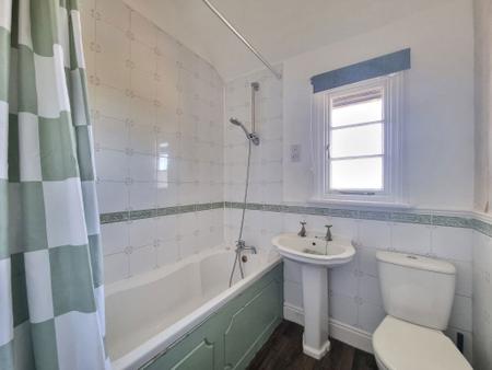 2 bedroom Property to let in Cricks Retreat, Great Glen, Leicestershire