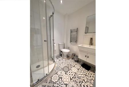 1 bedroom Property to let in London Road, Leicester