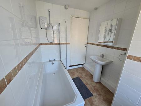3 bedroom Property to let in Edward Road, Leicester