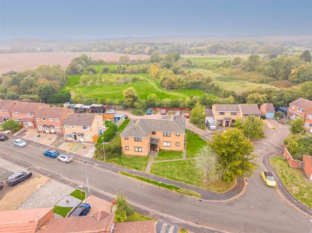 1 bedroom Studio flat for sale in Spinney Halt, Whetstone, Leicester