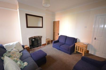5 bedroom Property to let in Landseer Road, Leicester