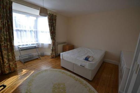 5 bedroom Property to let in Landseer Road, Leicester