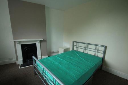 5 bedroom Property to let in Lorne Road