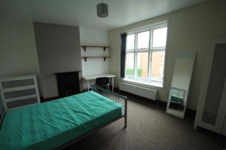 5 bedroom Property to let in Lorne Road