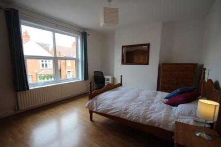 4 bedroom Property to let in Howard Road, Leicester