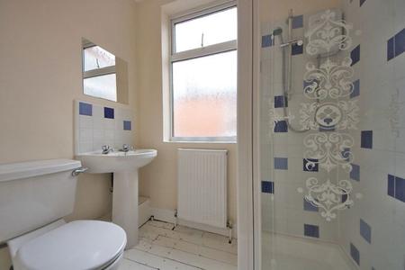 4 bedroom Property to let in Thurlow Road, Leicester