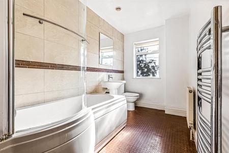2 bedroom Terraced House for sale in Knighton Fields Road East, Knighton Fields