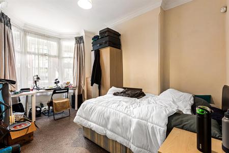 3 bedroom Terraced House for sale in Stuart Street, Leicester