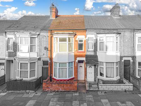 3 bedroom Terraced House for sale in Stuart Street, Leicester