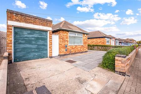 3 bedroom Semi-detached bungalow for sale in Asquith Boulevard, Leicester