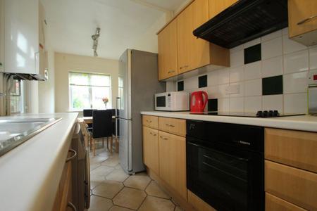 3 bedroom Property to let in Greenhill Road, Leicester