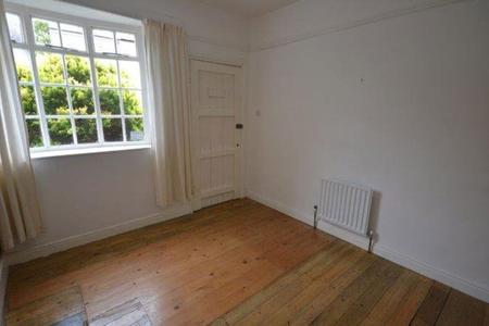 1 bedroom Property to let in South Knighton Road, Leicester